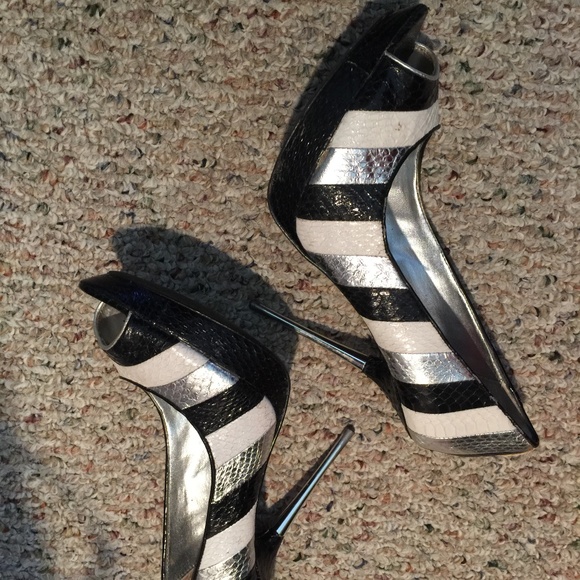 Dune London Platform Peep Toe with Stiletto Heels - Picture 4 of 4